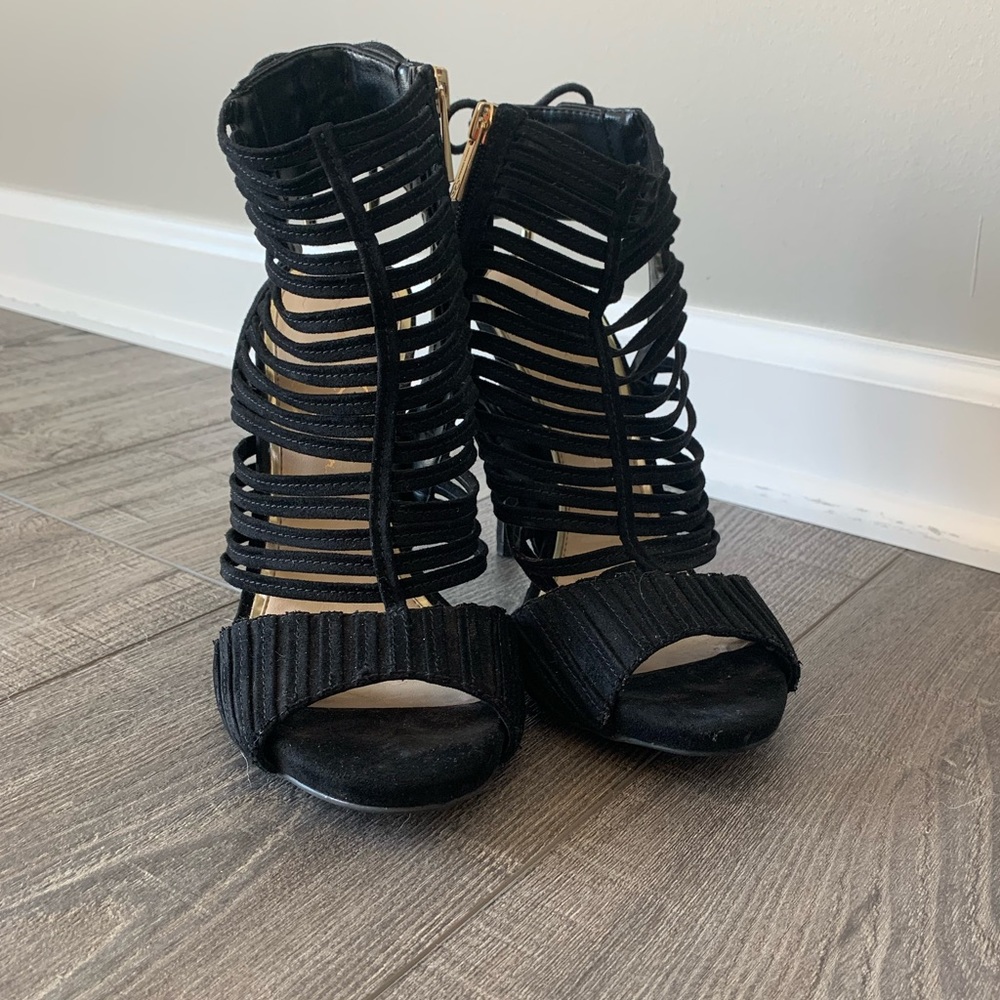 Jessica Simpson Black Strappy Heel